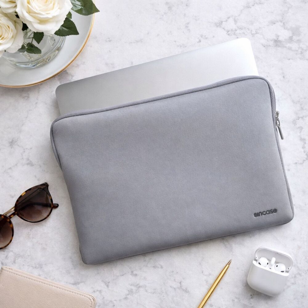 Incase Grey Laptop Zip Zip Case Soft Interior